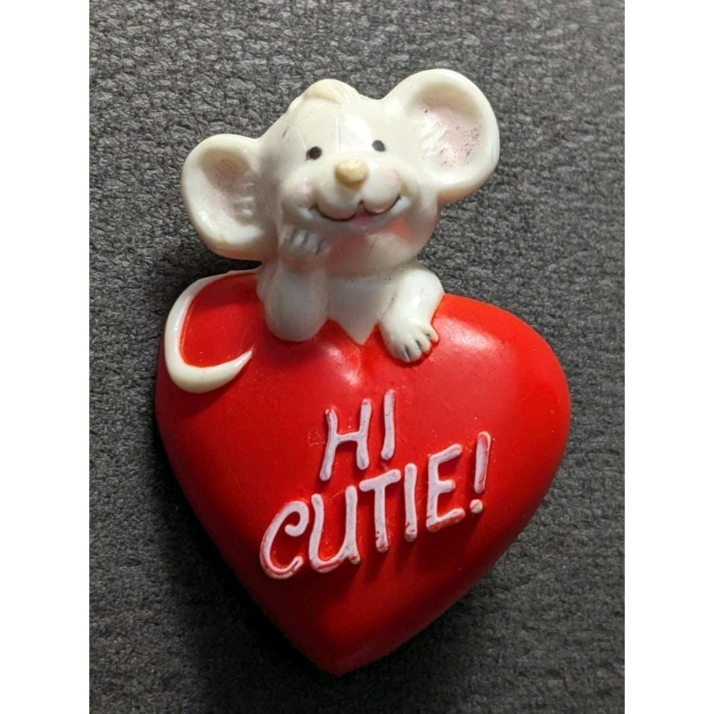 Vintage Hallmark Valentines Day White Mouse Pin Hi Cutie‎ Heart Love 1981